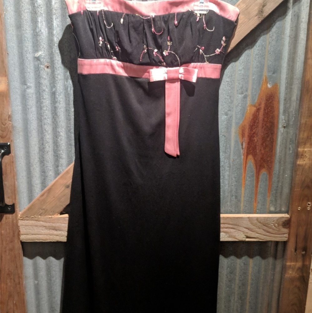 Strapless dress